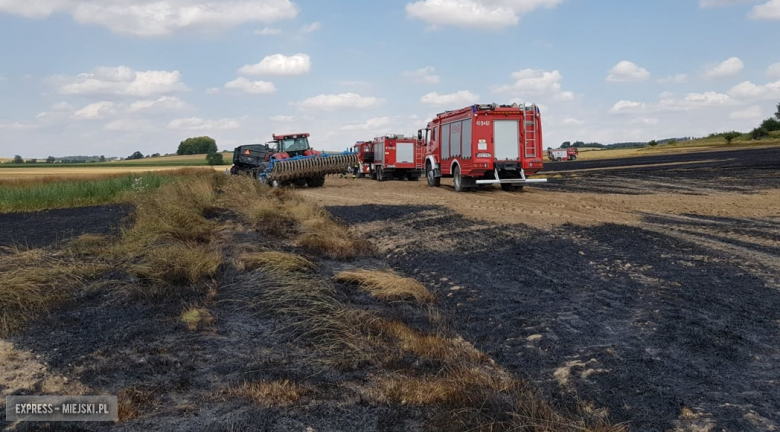 Pożar zboża i ścierniska między Kozińcem a Przedborową