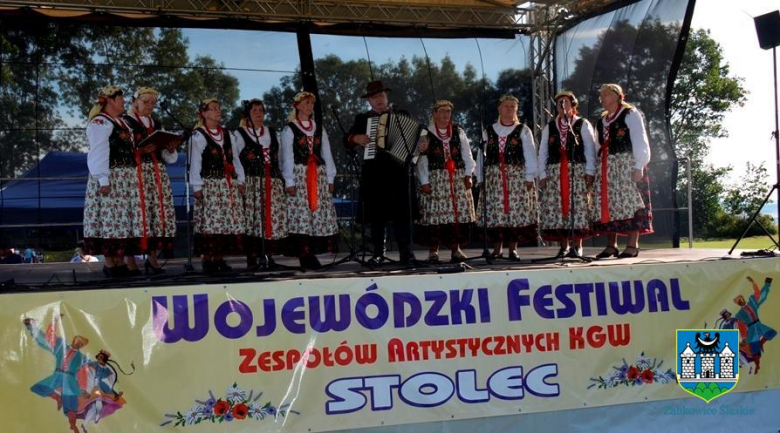 Wojewódzki Festiwal Zespołów Artystycznych Kół Gospodyń Wiejskich w Stolcu