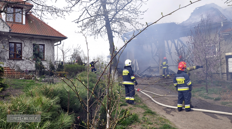 Pożar zabudowań gospodarczych w Zwróconej