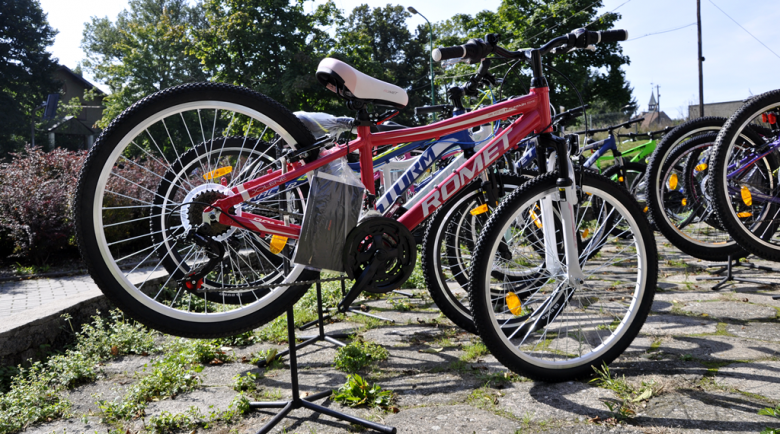 Zapraszamy już 1 i 2 października do Centrum Rowerowo-Sportowego przy ul. Mickiewicza 1 w Ząbkowicach Śląskich na wyprzedaż rowerów!
