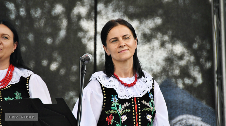 XXVIII Wojewódzki Festiwal Zespołów Artystycznych Kół Gospodyń Wiejskich w Stolcu