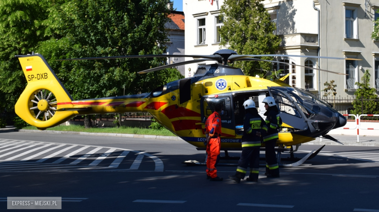 Helikopter LPR lądował na skrzyżowaniu ul. 1 Maja z Legnicką