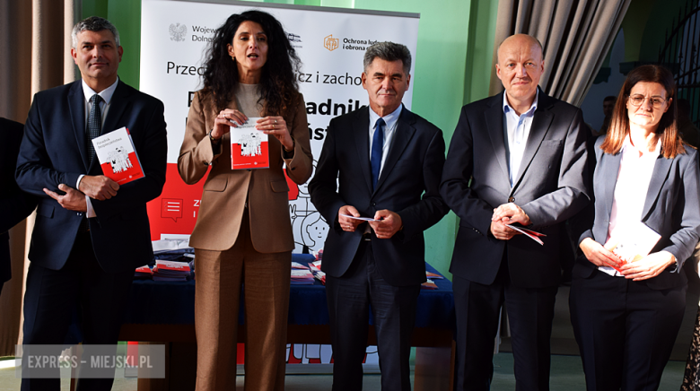 Wojewoda, samorządowcy i przedstawiciele służb o ochronie ludności i obronie cywilnej 