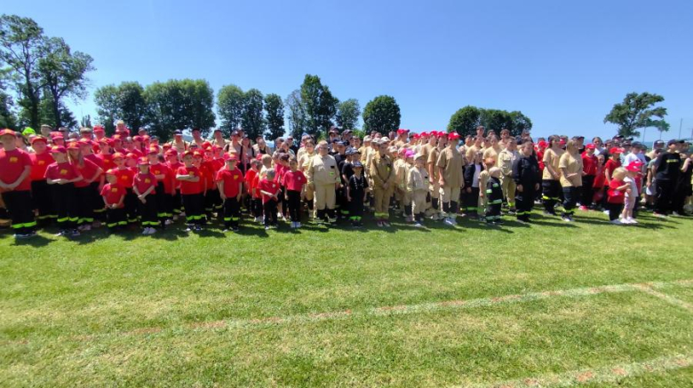Dziecięce i młodzieżowe drużyny pożarnicze rywalizowały w zawodach sportowo-pożarniczych