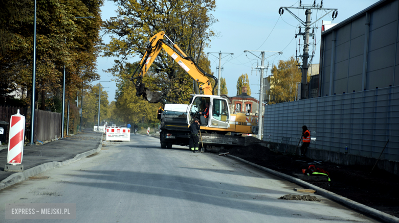 Rondo w Przyłęku gotowe. Inwestycja na trasie Bardo–Przyłęk dobiega końca