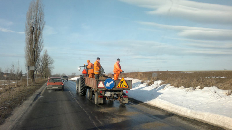 Wypadek na drodze Ziębice - Służejów