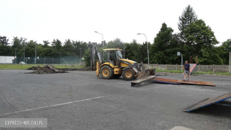 Rozpoczęły się pierwsze prace związane z powstaniem skateparku w Ząbkowicach Śląskich