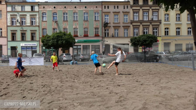 trakcji "Dni i Nocy Krzywej Wieży"