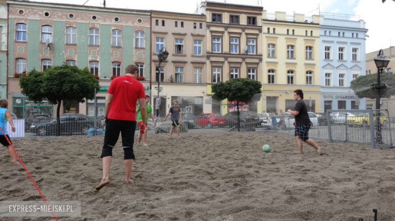 trakcji "Dni i Nocy Krzywej Wieży"