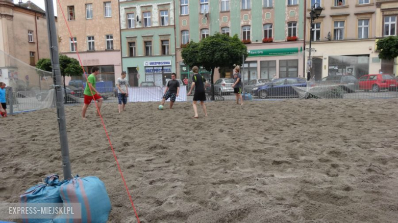 trakcji "Dni i Nocy Krzywej Wieży"