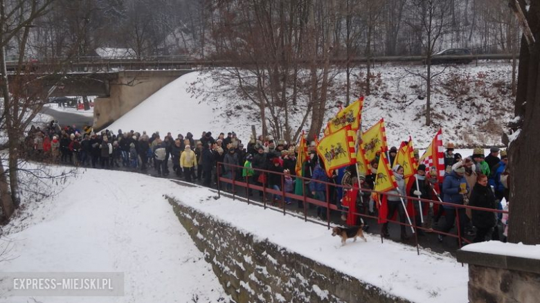 Orszak Trzech Króli już po raz piąty przeszedł ulicami Barda