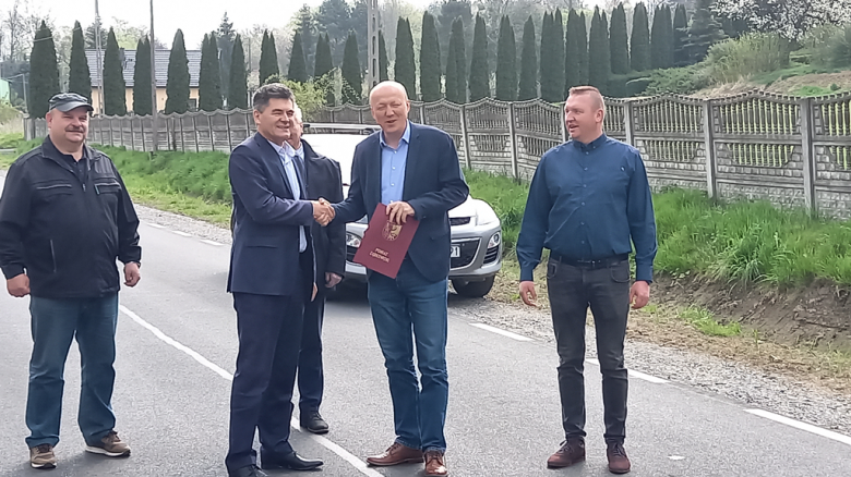 Zakończono przebudowę ul. Gliwickiej w Ziębicach i remont drogi powiatowej w Starczówku