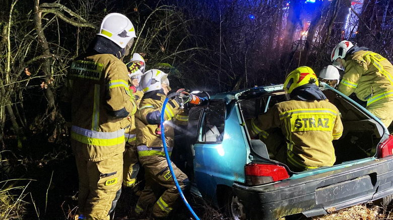 Ćwiczenia strażaków-ochotników w Krzelkowie