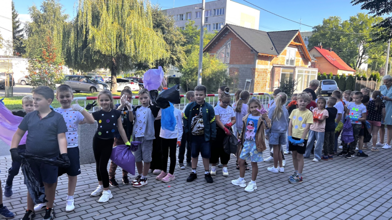 Uczniowie z gminy Ziębice wzięli udział w Ogólnopolskiej akcji Sprzątania Świata