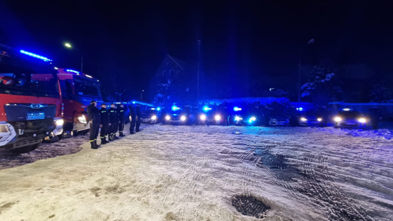 Policjanci i strażacy uczcili pamięć zmarłych policjantów