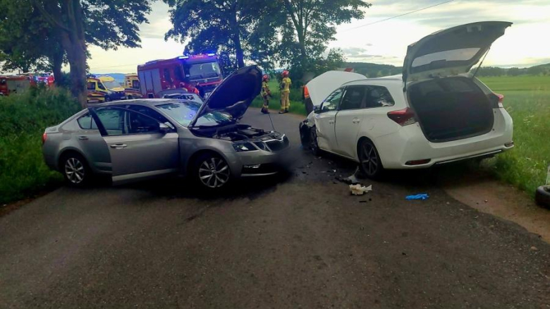 Zderzenie skody i toyoty między Bobolicami a Ciepłowodami