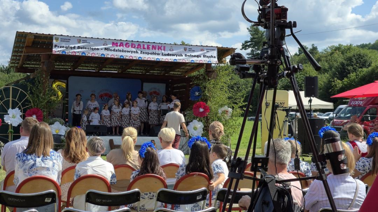 V Jubileuszowy Przegląd Zespołów Ludowych rozbrzmiał w Mąkolnie