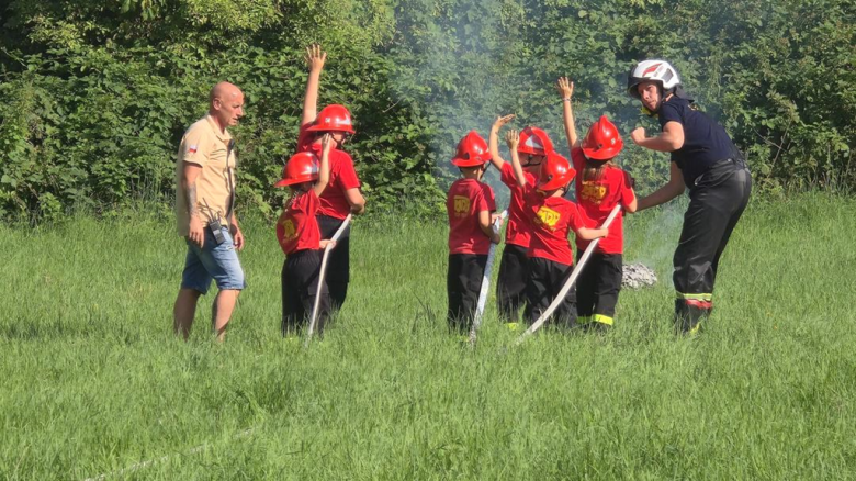 V Jubileuszowy Przegląd Zespołów Ludowych rozbrzmiał w Mąkolnie