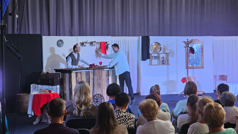 Premiera sztuki „Mozaika z B.” w wykonaniu Teatru na Miarę