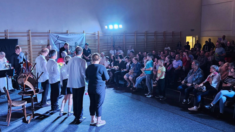 Premiera sztuki „Mozaika z B.” w wykonaniu Teatru na Miarę