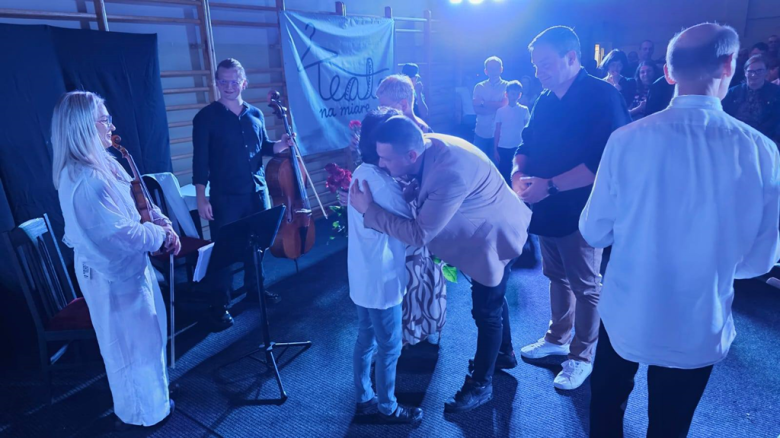 Premiera sztuki „Mozaika z B.” w wykonaniu Teatru na Miarę