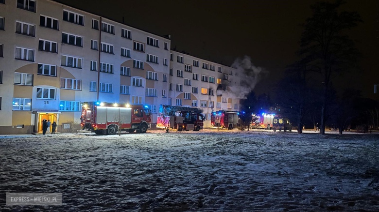 Pożar mieszkania w budynku wielorodzinnym na ul. Jasnej