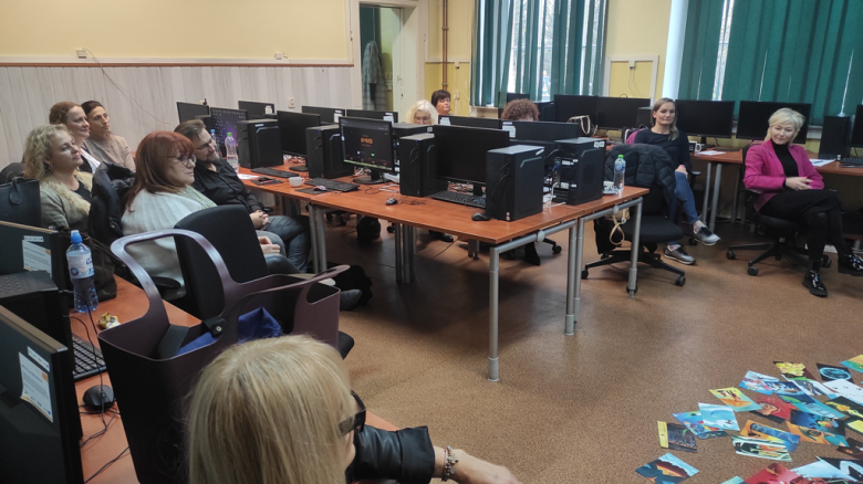 Nauczyciele i uczniowie podnoszą kwalifikacje w projekcie „Zawodowi transformersi”