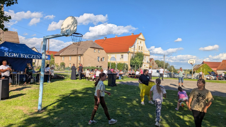 Mieszkańcy Byczenia świętowali dożynki