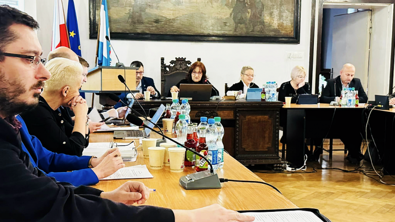 Sesja budżetowa w Ziębicach. Radni jednogłośnie przyjęli projekt budżetu na 2023 rok