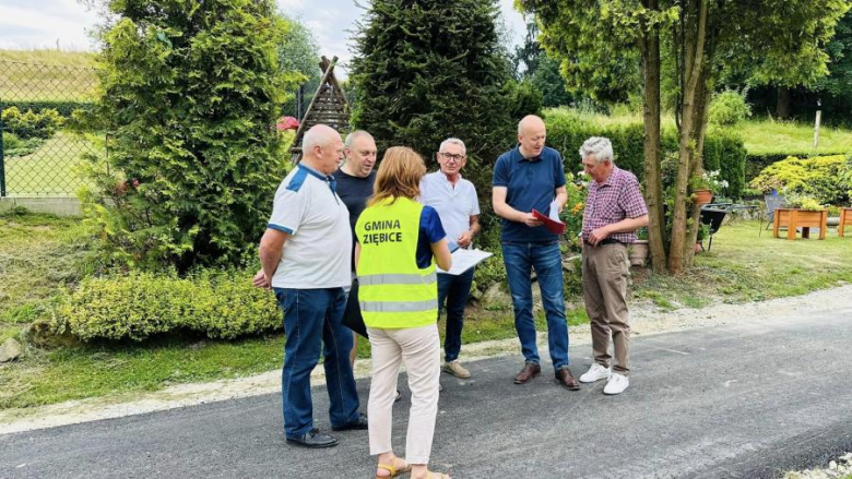 Nowa droga dojazdowa w Czerńczycach oddana do użytku