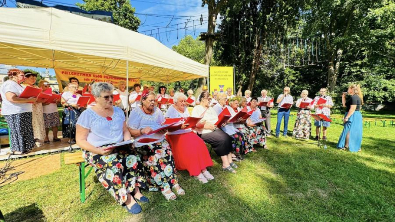 14. Pielgrzymka Osób Niepełnosprawnych zawitała do Henrykowa