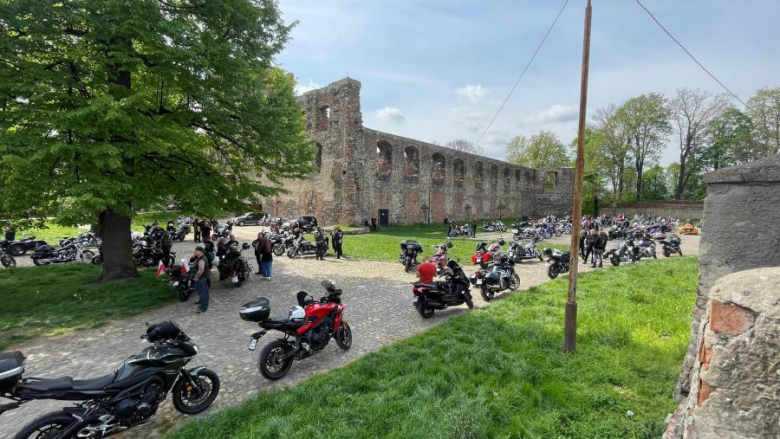 W Ząbkowicach Śląskich motocykliści zainaugurowali sezon