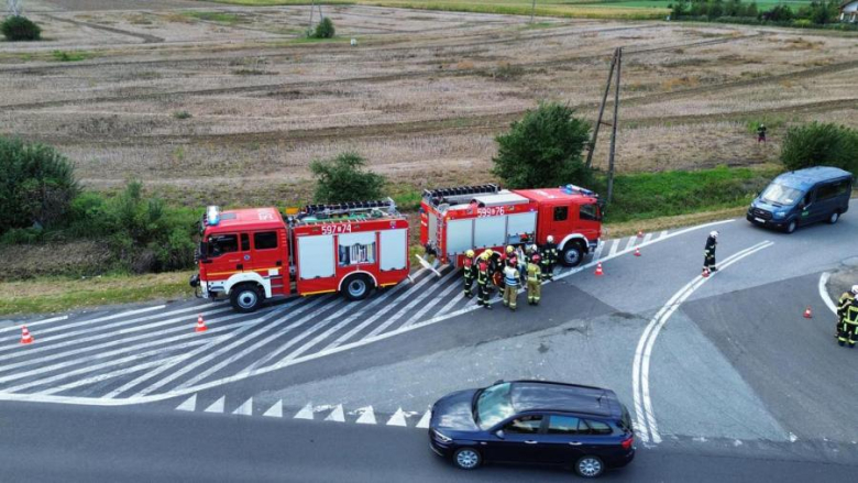 Zderzenie opla i forda między Braszowicami a Ząbkowicami Śląskimi