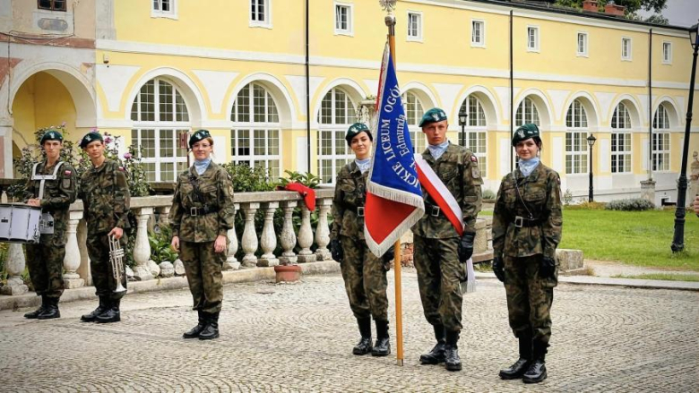 Ślubowanie kadetów i uczniów profilu ratowniczego