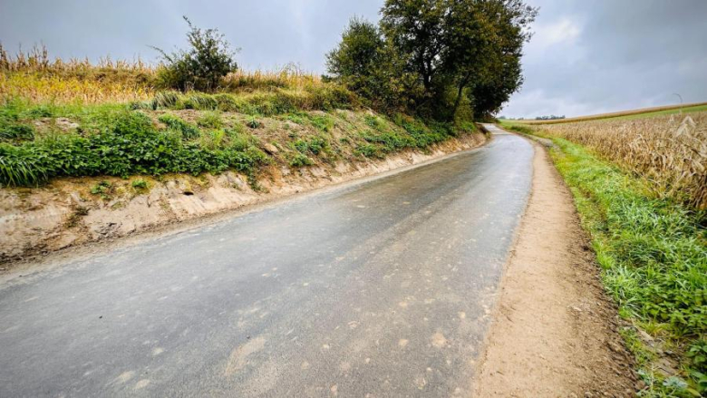 Pierwszy etap budowy drogi łączącej Osinę Małą z Osiną Wielką wykonany