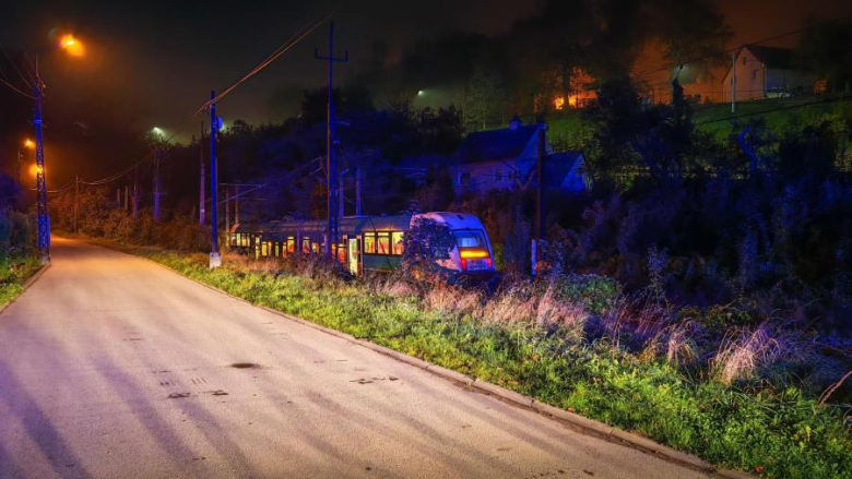 Tragedia na torach kolejowych w Bardzie. Zginął młody mężczyzna