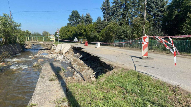 Dodatkowe środki dla Powiatu Ząbkowickiego na odbudowę drogi w Mąkolnie