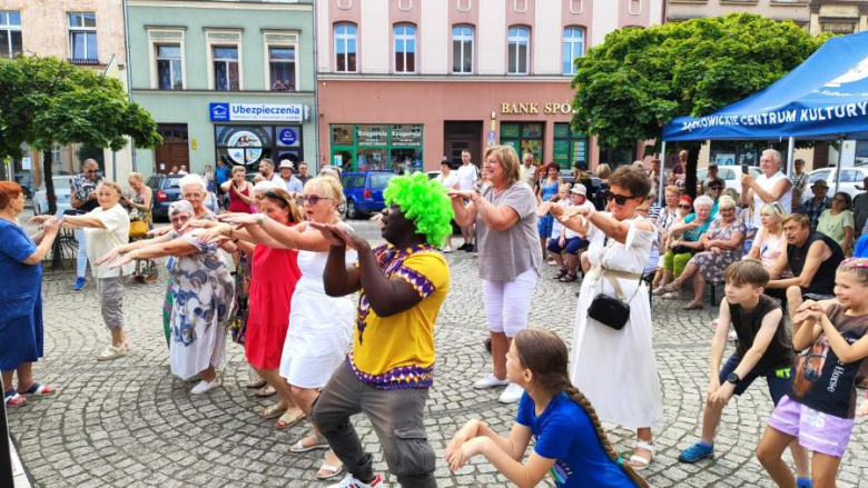 Ząbkowicka Wakacyjna Scena Muzyczna z afrykańskimi rytmami