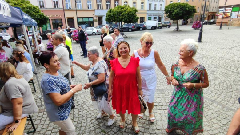 Ząbkowicka Wakacyjna Scena Muzyczna z afrykańskimi rytmami