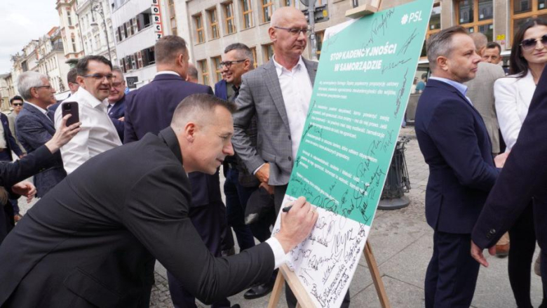 Samorządowcy z Dolnego Śląska mówią „nie” dla dwukadencyjności w samorządzie [konferencja]