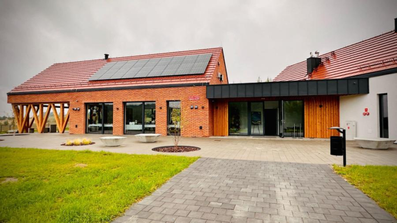 Świetlica wiejska w Kalinowicach Górnych z instalacją fotowoltaiczną