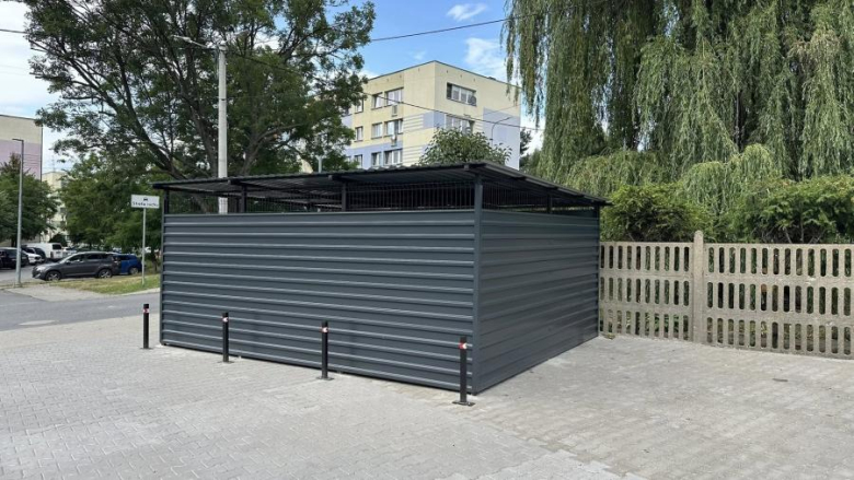 Nowy parking przy szkole i uporządkowanie odwodnienia