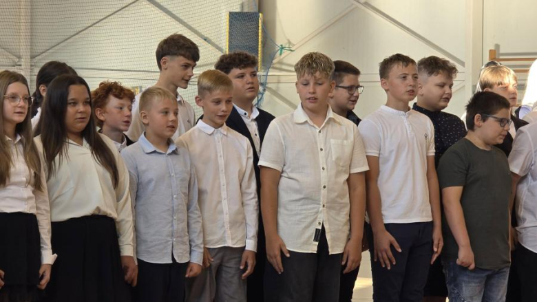 Uroczyste rozpoczęcie roku w złotostockiej podstawówce