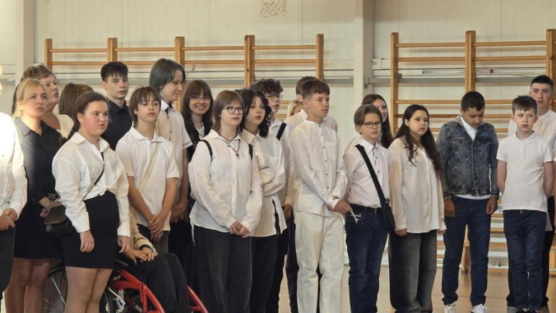 Uroczyste rozpoczęcie roku w złotostockiej podstawówce