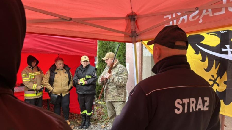 Strażacy-ochotnicy z powiatu ząbkowickiego rywalizowałli w zawodach strzeleckich. Znamy najlepszych