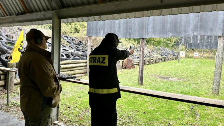Strażacy-ochotnicy z powiatu ząbkowickiego rywalizowałli w zawodach strzeleckich. Znamy najlepszych