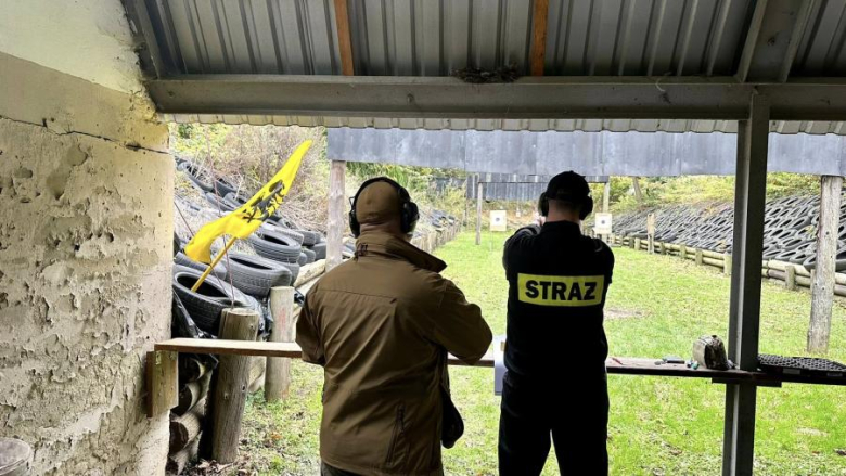 Strażacy-ochotnicy z powiatu ząbkowickiego rywalizowałli w zawodach strzeleckich. Znamy najlepszych