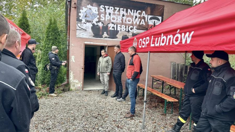 Strażacy-ochotnicy z powiatu ząbkowickiego rywalizowałli w zawodach strzeleckich. Znamy najlepszych