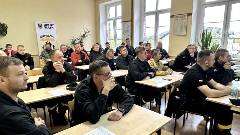 Strażacy-ochotnicy z powiatu ząbkowickiego rywalizowałli w zawodach strzeleckich. Znamy najlepszych
