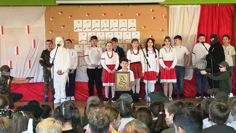 Szkolny Konkurs Pieśni Patriotycznej w Ciepłowodach. Znamy rostrzygnięcia